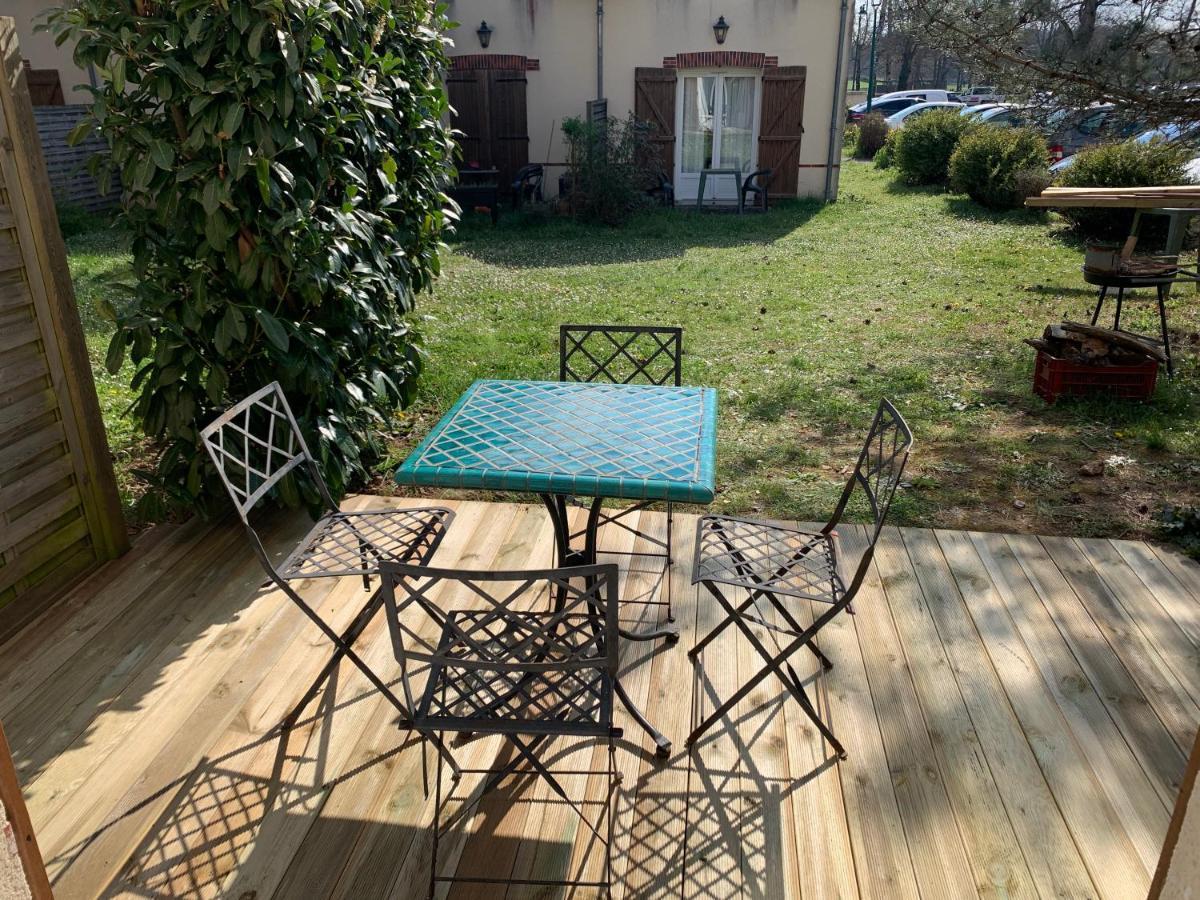 Cottage Avec Terrasse Domaine Golf De Limere Prox Orleans Ardon  Exterior photo